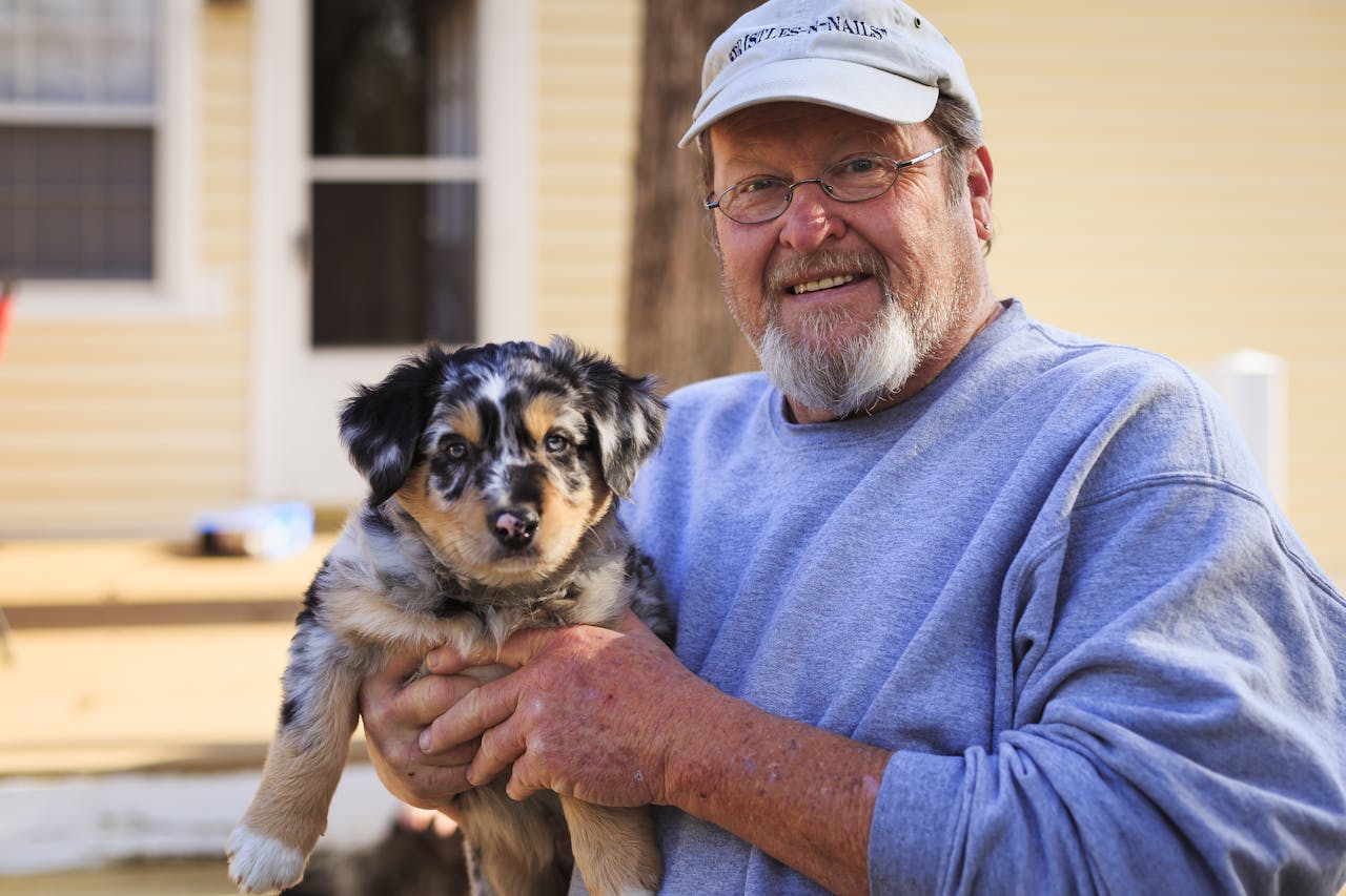 You are currently viewing Best Dog Breeds for Seniors: Finding the Perfect Friend for Your Golden Years